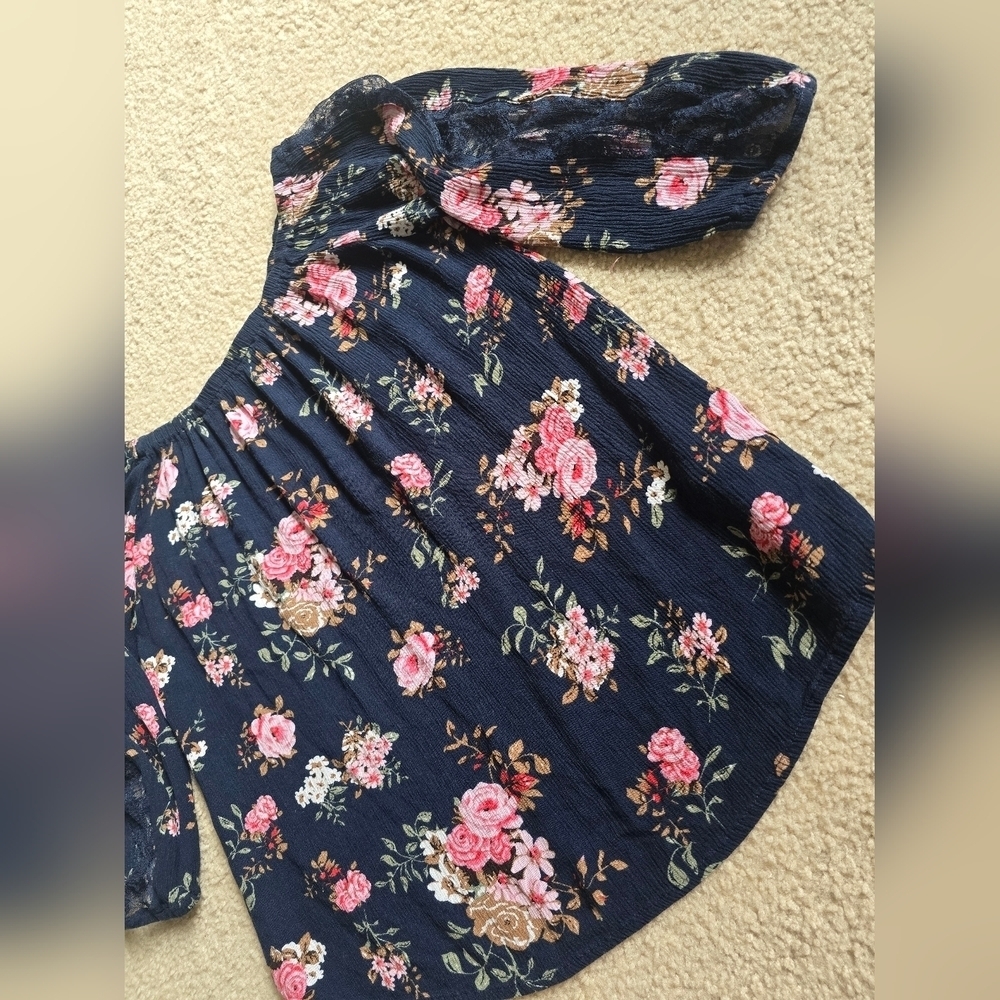 🌈100% Rayon Lace Sleeve Elastic Neckline Floralcore